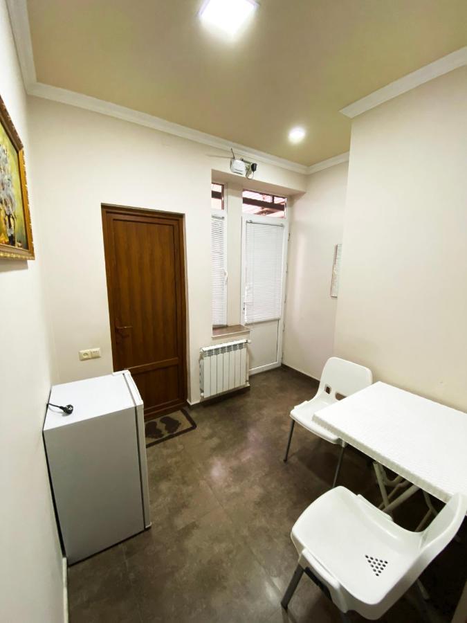 Domino Yerevan Hostel And Hotel المظهر الخارجي الصورة