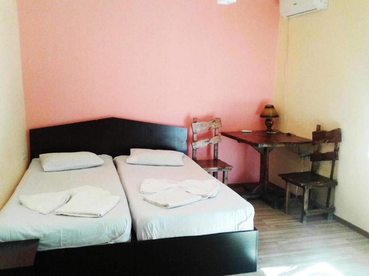 Domino Yerevan Hostel And Hotel المظهر الخارجي الصورة