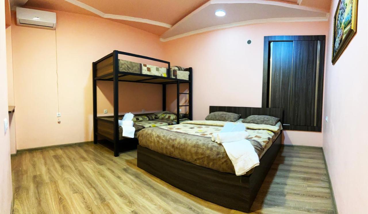 Domino Yerevan Hostel And Hotel المظهر الخارجي الصورة