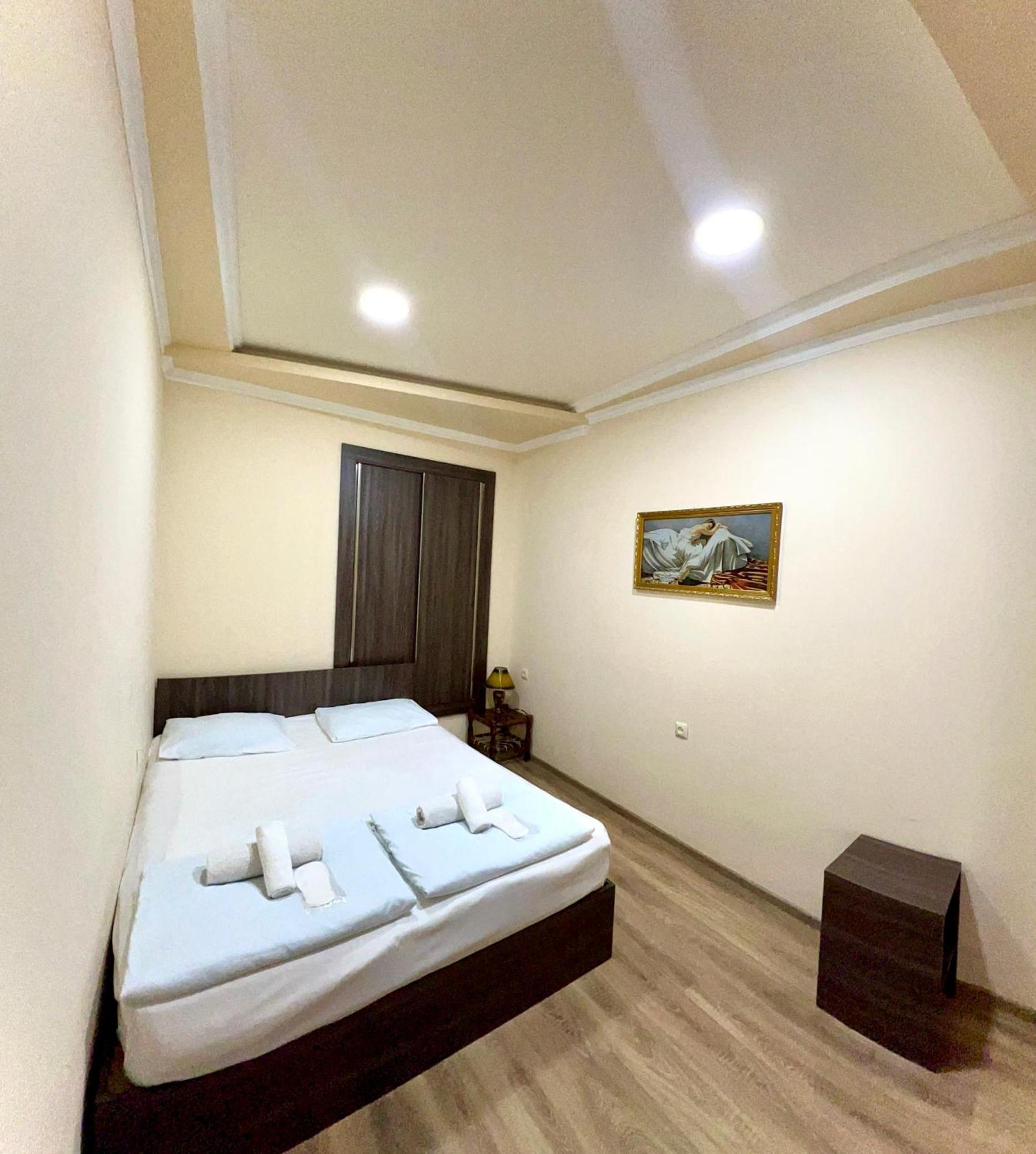 Domino Yerevan Hostel And Hotel المظهر الخارجي الصورة