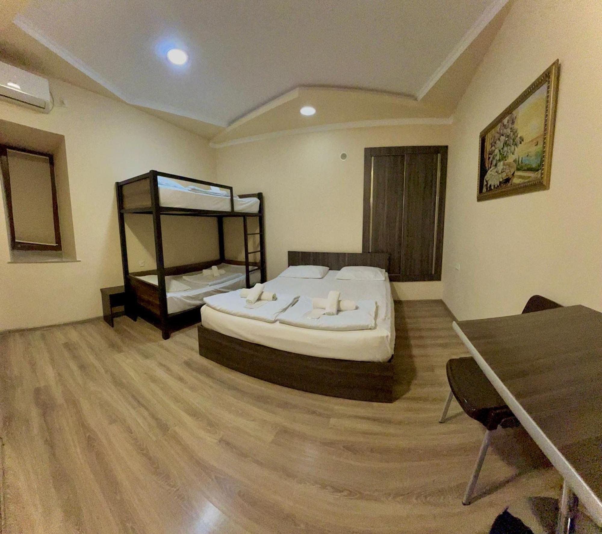 Domino Yerevan Hostel And Hotel المظهر الخارجي الصورة